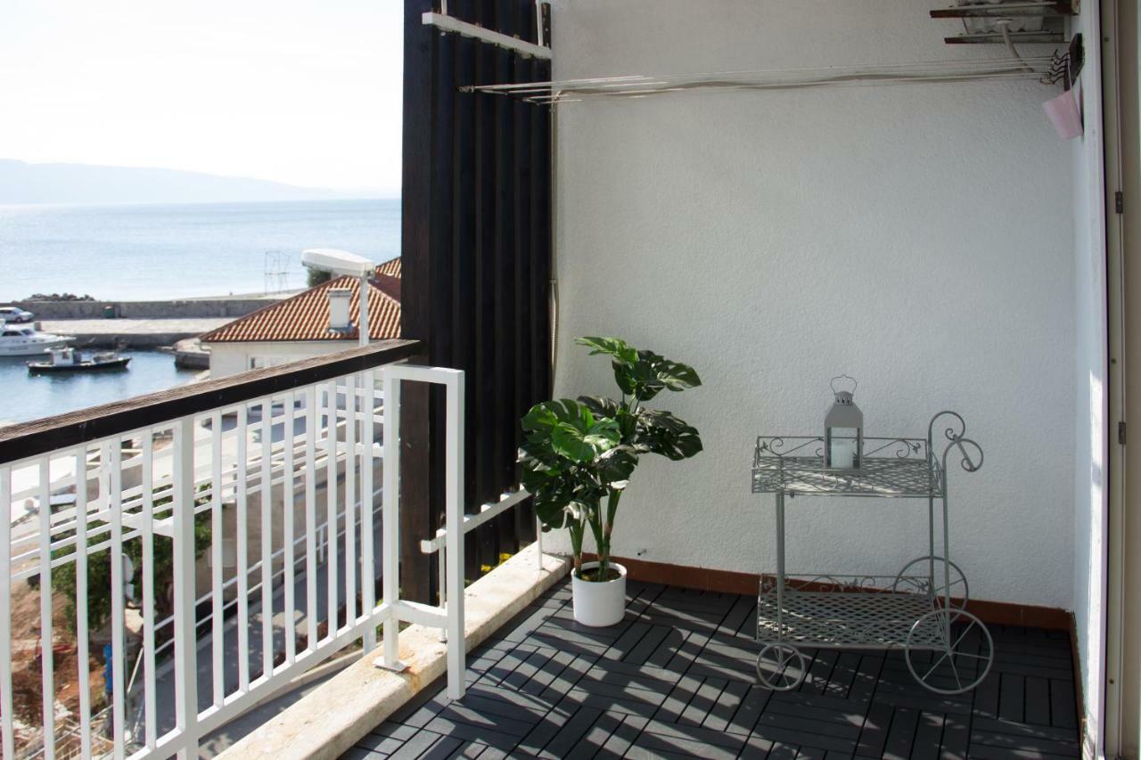Studio Apartman Dida Bozo 塞尼 外观 照片